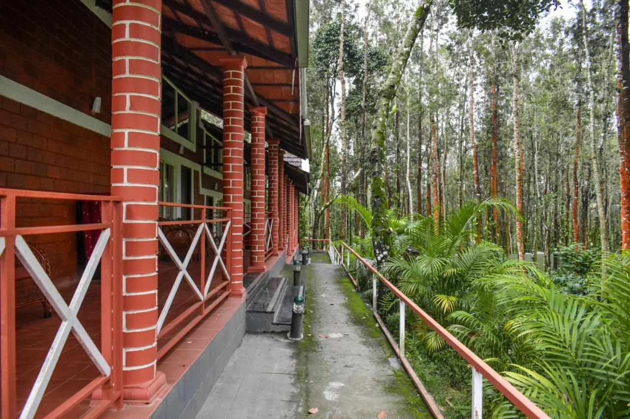 Coffee Grove Resort Chikmagalūr Eksteriør billede